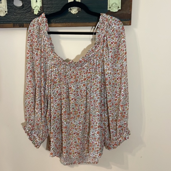 2/$30 Cynthia Rowley Floral Peasant Top Size Large - Picture 9 of 16